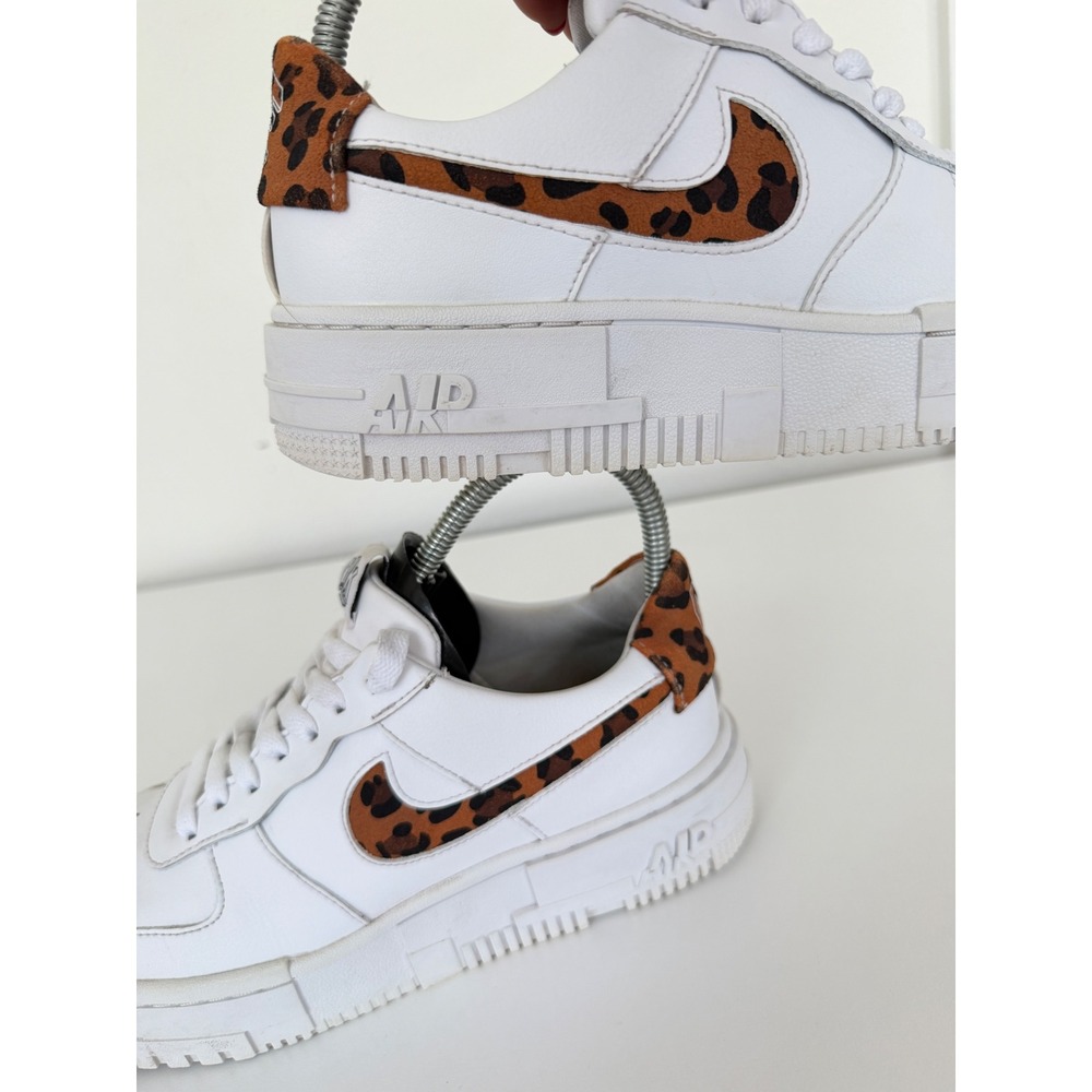 Nike Air Force 1 Pixel Leopard White Sneakers DH9632-101 Low Top Sz 8.5 Baddie - Picture 14 of 16